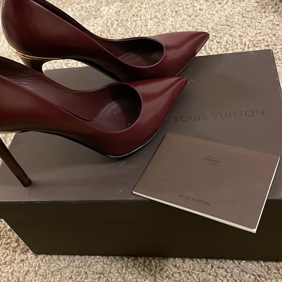 Louis Vuitton Eyeline Pump - Picture 2 of 6